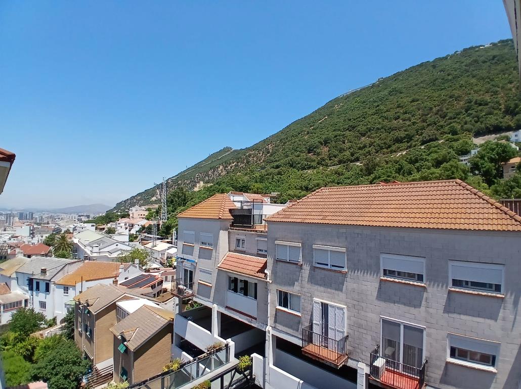  Image of Apartment - 2 Bedrooms - 1 Bathrooms for Sale in Brympton-Gibraltar, Image 7